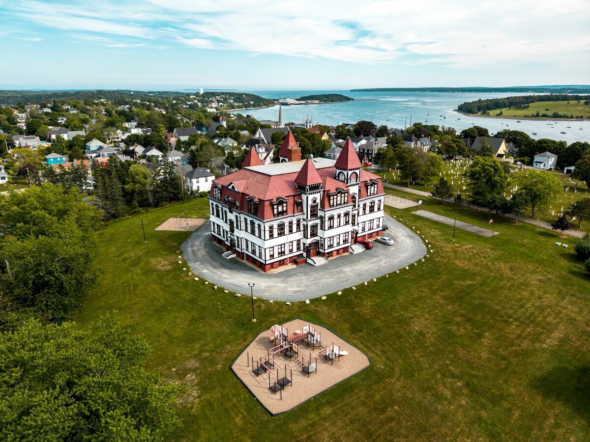 Atlantic Canada Language Academy (ACLA) in Lunenburg